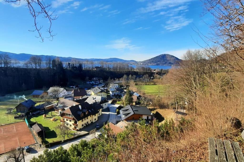 Ferienwohnung In Weyregg Am Attersee Exteriör bild